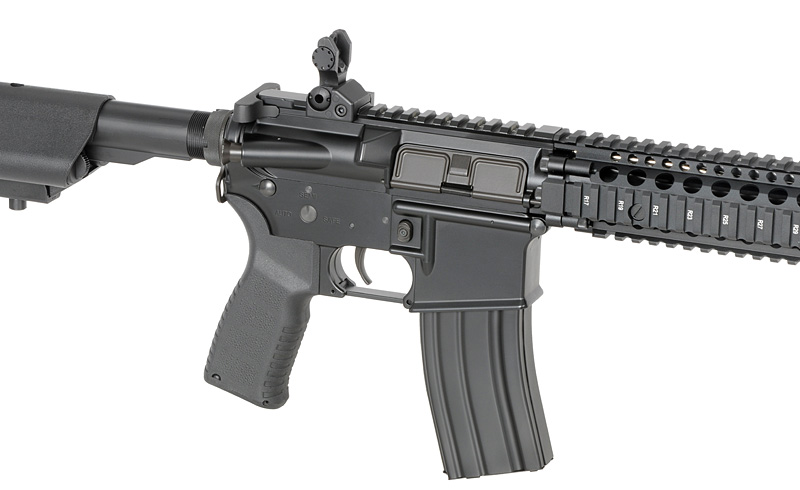 CM.105 Daniel Defense MK18 S-AEG mit Eshooter ETU
