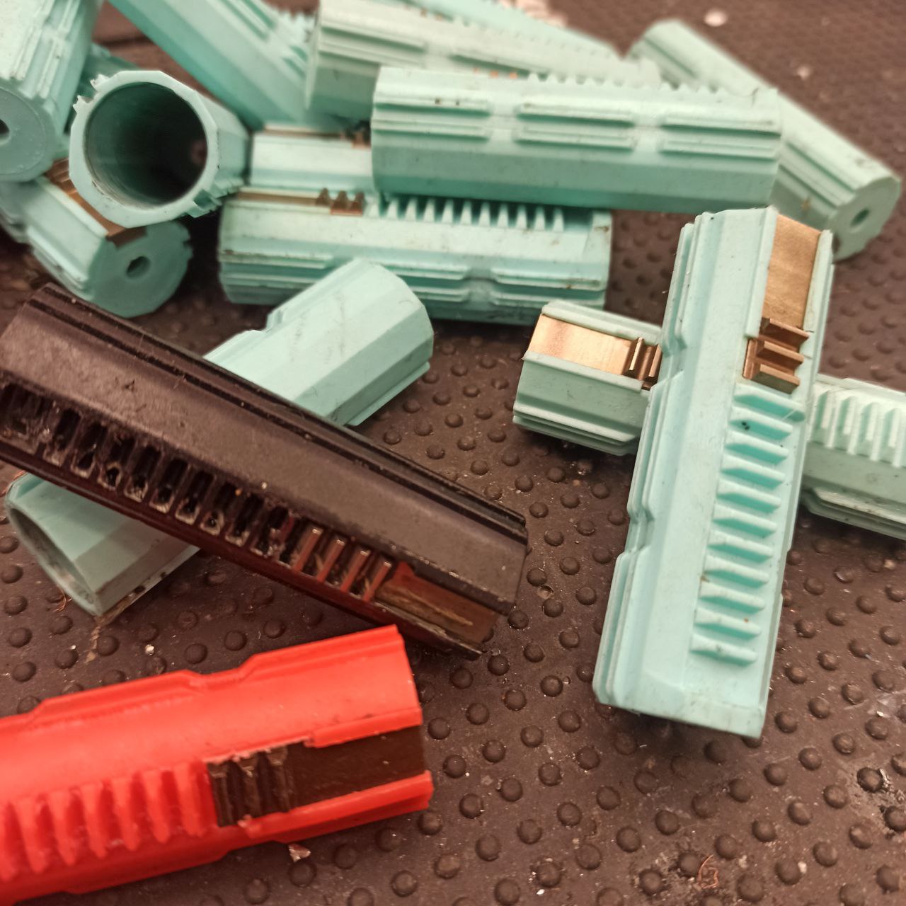 Standardpiston mit 3 Stahlzähnen (A.N.; Limited)