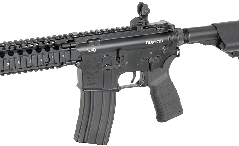 CM.105 Daniel Defense MK18 S-AEG mit Eshooter ETU
